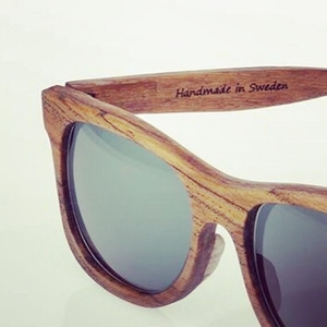 Solglasgon av Teak fr vinknnare